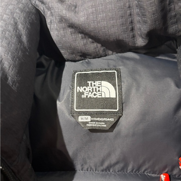The North Face Puffer Jacket - Picture 4 of 5